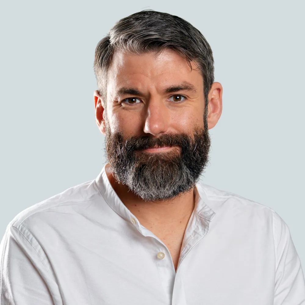 Alastair Reilly - Professional headshot
